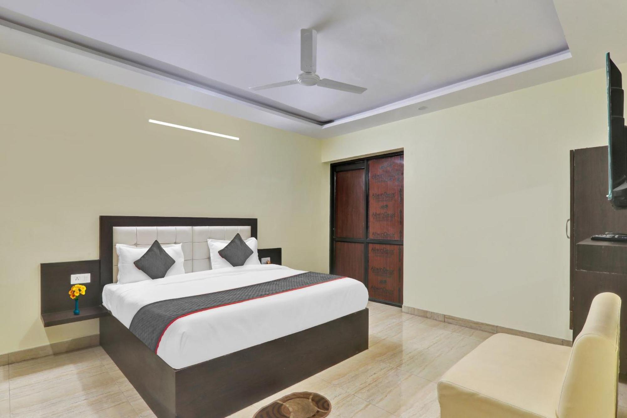 Collection O Starfield Hotel Lucknow Ngoại thất bức ảnh